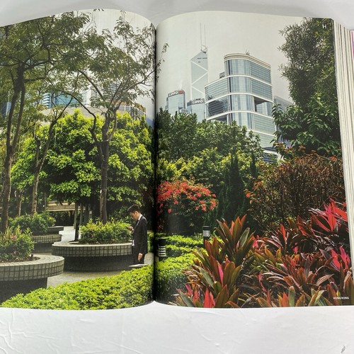 Art Basel - Year 46 HC Book European Print  Galleries Miami Beach Hong Kong - Imagen 8 de 24