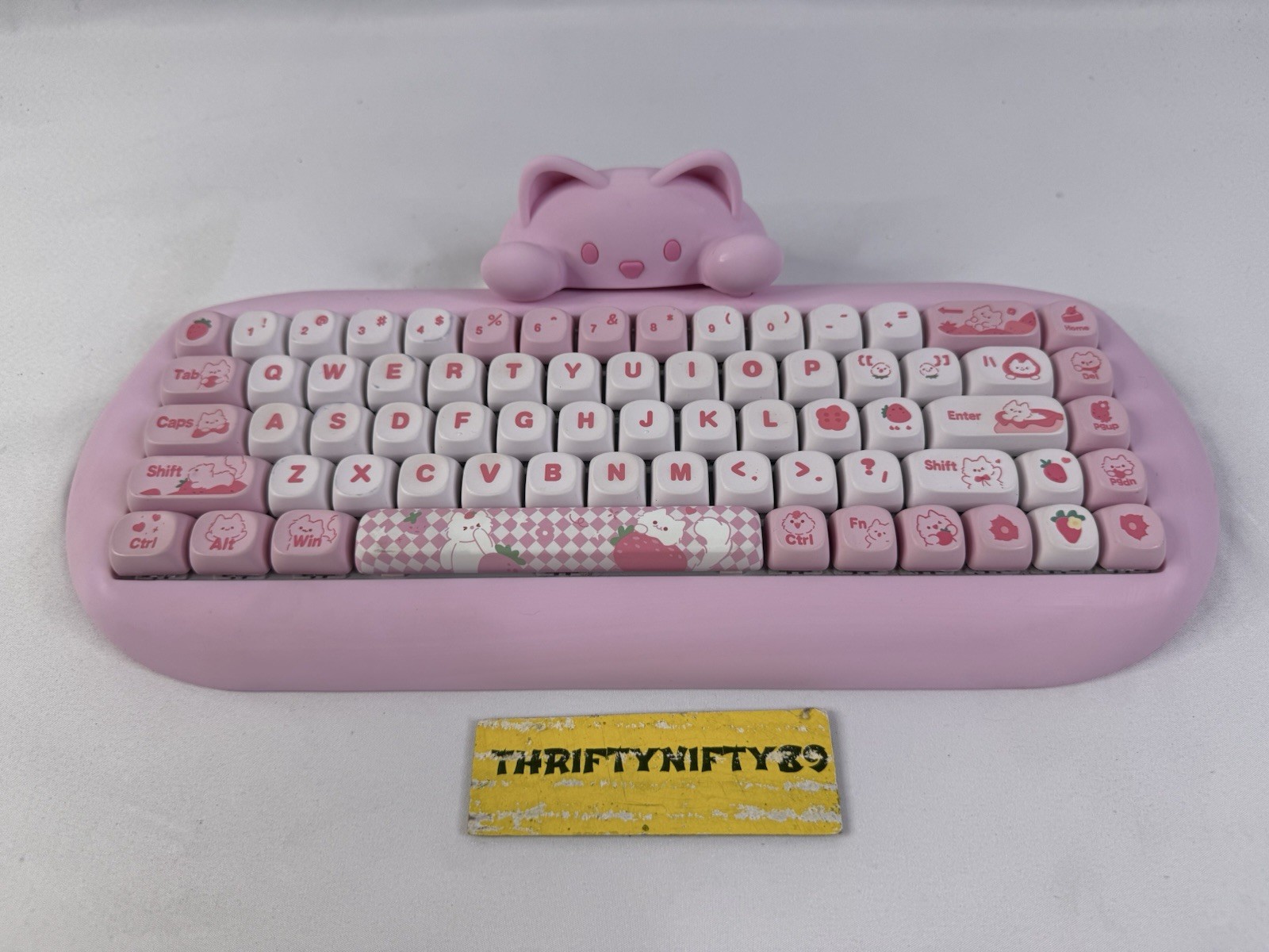 Yunzii C68 Pink Cat Wireless Mechanical Silicone Keyboard