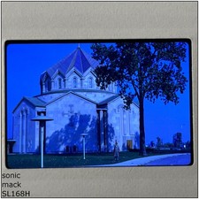 #32 35mm Film Slide (SL168H)