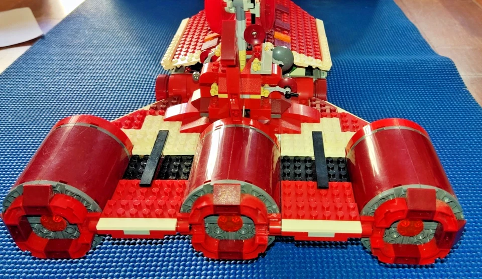 LEGO Star Wars 7665 Republic Cruiser (Limited Edition - with R2-R7), foto 3 de 5