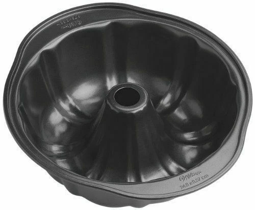 Wilton Perfect Results Premium Non-Stick 9.51-Inch Fluted Tube Pan
