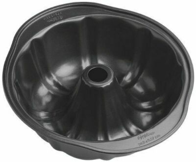 Wilton Perfect Results Premium Non-Stick 9.51-Inch Fluted Tube Pan
