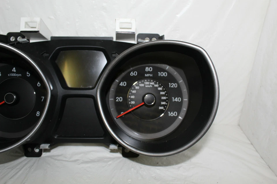 Medidores de painel velocímetro painel 2012 Hyundai Elantra 31.525 milhas - Imagem 4 de 4