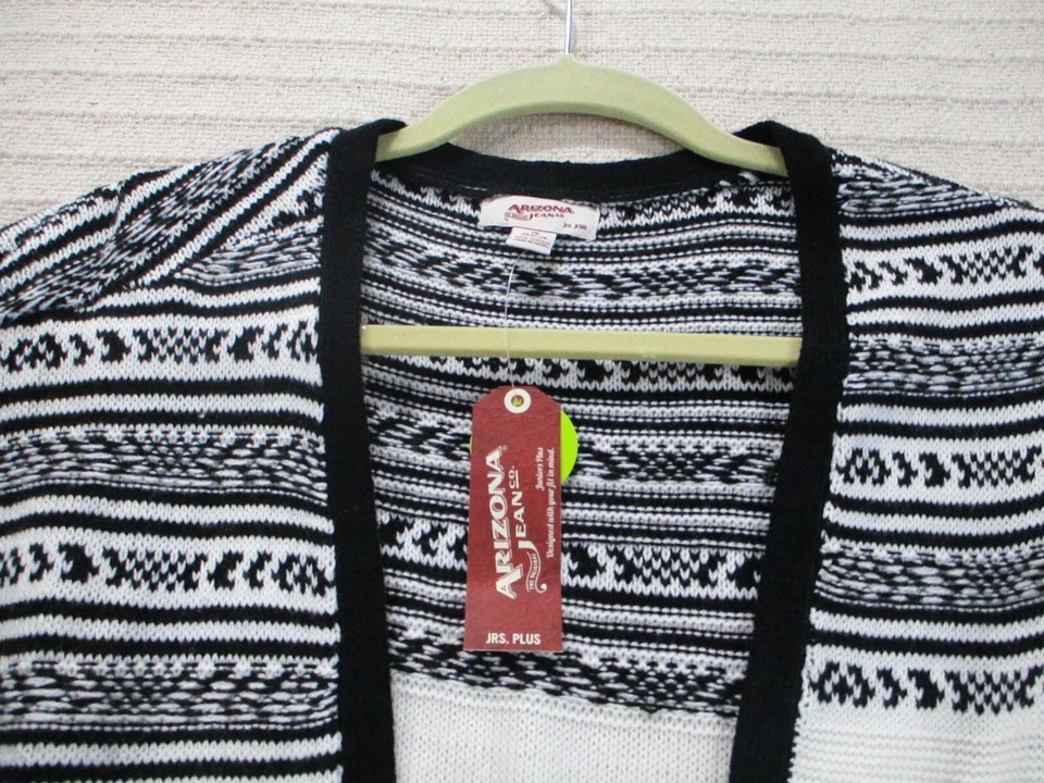 Jaqueta feminina Arizona 1X listrada branca franja aberta sem mangas preta acrílica macia - Imagem 2 de 4