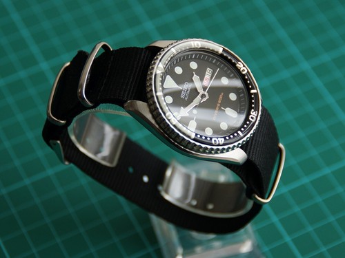SEIKO SKX007 - 7S26 MECHANICAL MOVEMENT - Picture 2 of 19