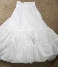 David's Bridal Petticoat Slip Womens 12 White Ruffle Underskirt Bridal Wedding