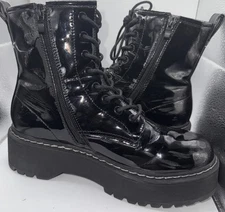 Steve Madden Bettyy1 Black Patent Women's Size 8 Combat Black Boot Goth Grunge