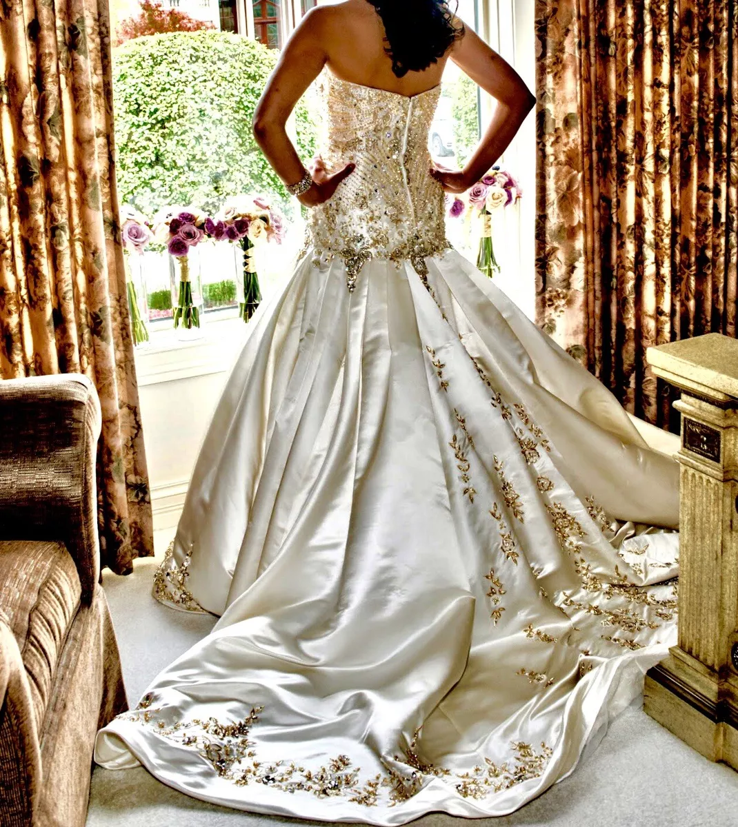 pre-owned wedding dresses Archives - Vindress