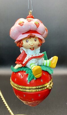 【Q031】完全生産限定盤：SUPREME•Strawberry Time VTG 2003 TCFC Strawberry Shortcake SITTIN' BERRY PRETTY Scented