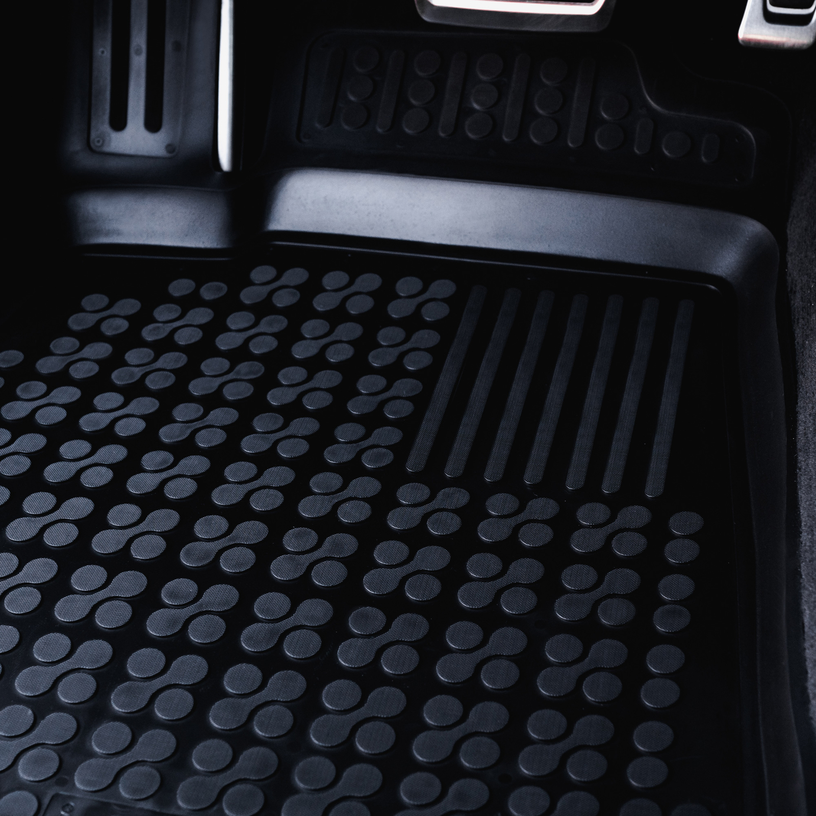 Jeu Complet De Tapis De Sol Caoutchouc Rezaw-Plast Pour Nissan NV300 (2016+) - Noir, Antidérapant - Neuf