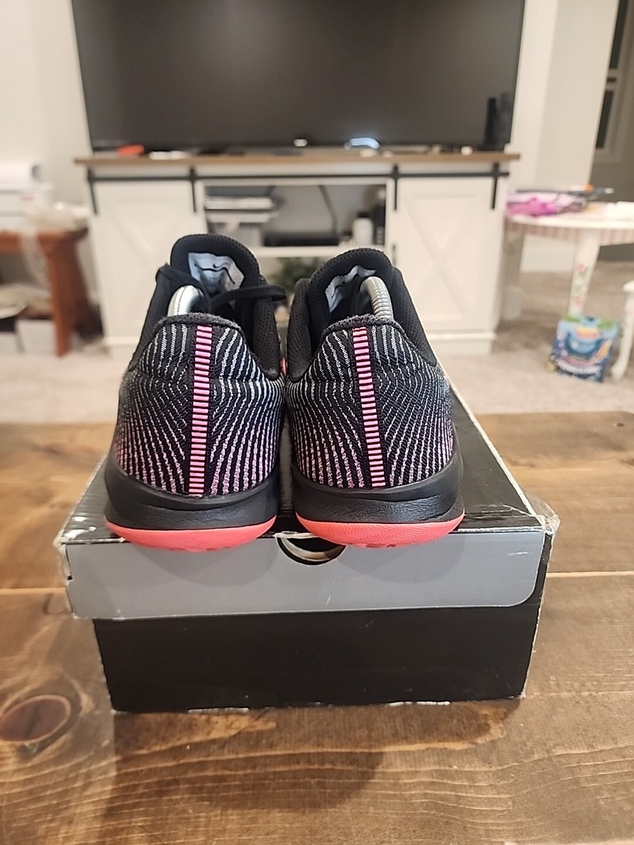 KOBE MENTALITYⅡ 27.0 Nike KB Mentality 2 Sneakers Mens size 10.5 Fierce Purple