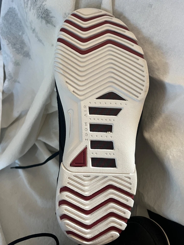 Size 8.5 - Nike Air Zoom Generation 2004 King's Rook - Image 3 of 4
