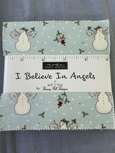 MODA STOFFE "I believe in angels" VON BUNNY HILL DESIGNS Weihnachten CHARM PACK
