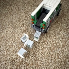 LEGO Doc Ock Truck Heist SpiderMan 76015 Marvel Super Heroes Complete Retired!