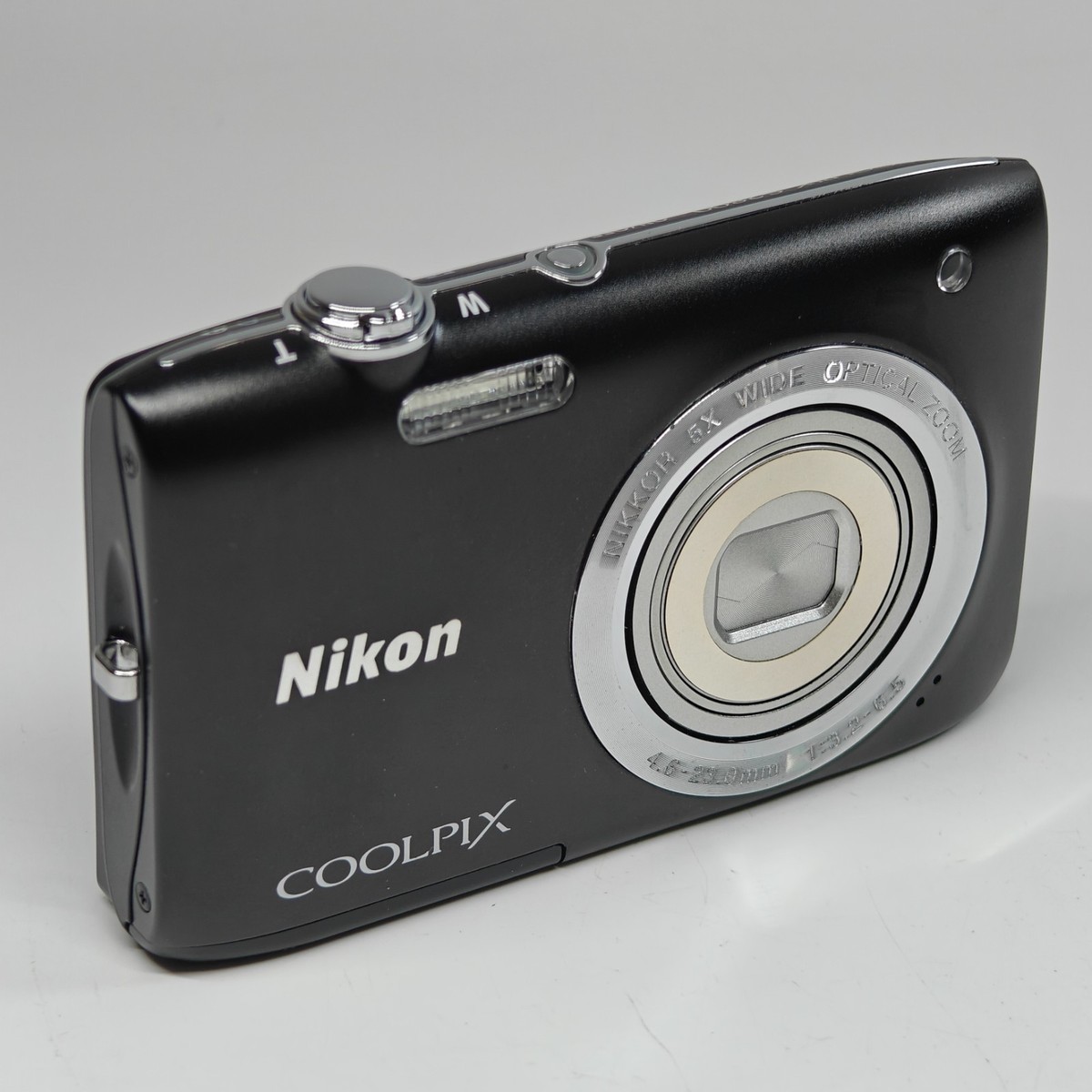 Nikon COOLPIX S2800 Digital Camera Black 20.1MP NIKKOR 5x Zoom