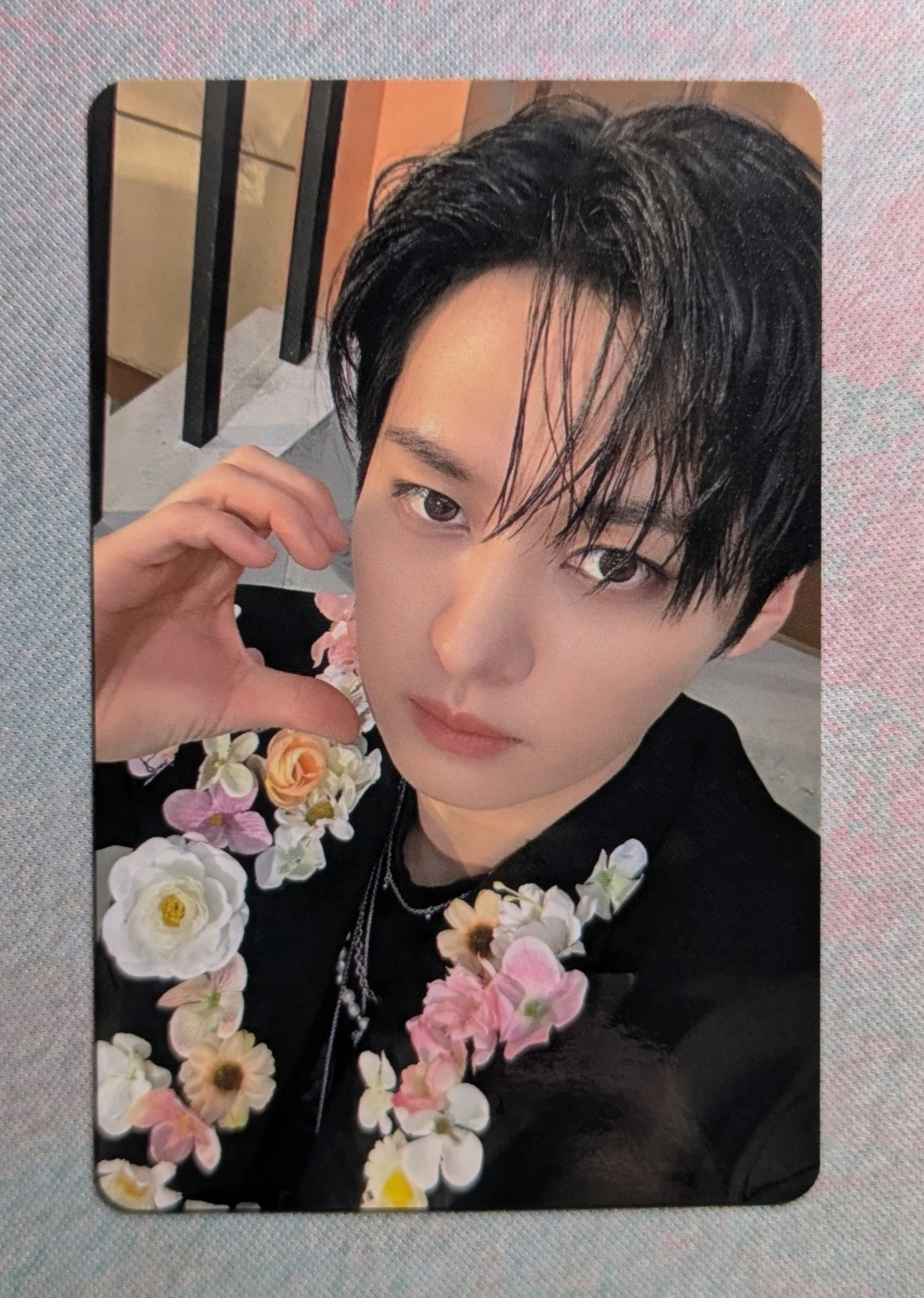 Lee Know - Hollow POB photocard photocard