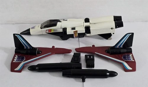 B-221 VINTAGE 1980'S HASBRO G1 TRANSFORMERS DECEPTICON RAMJET ACTION FIGURE