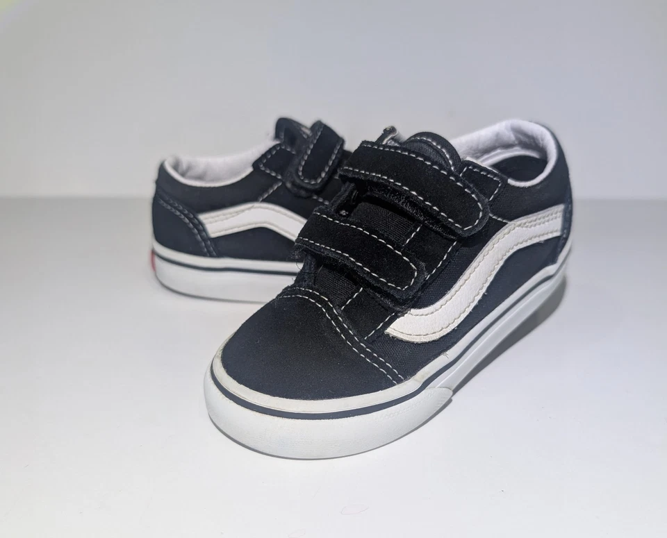 VANS Old Skool V Black/ White Toddler Size 6.5 Kids Skate Shoes Sneakers - Image 2 of 4