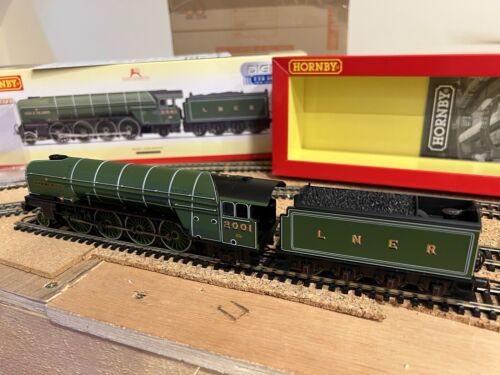 Hornby P2 Cock Of The North 2001 DCC Sound TTS LNER Green R3246TTS  - 第 1/10 張圖片