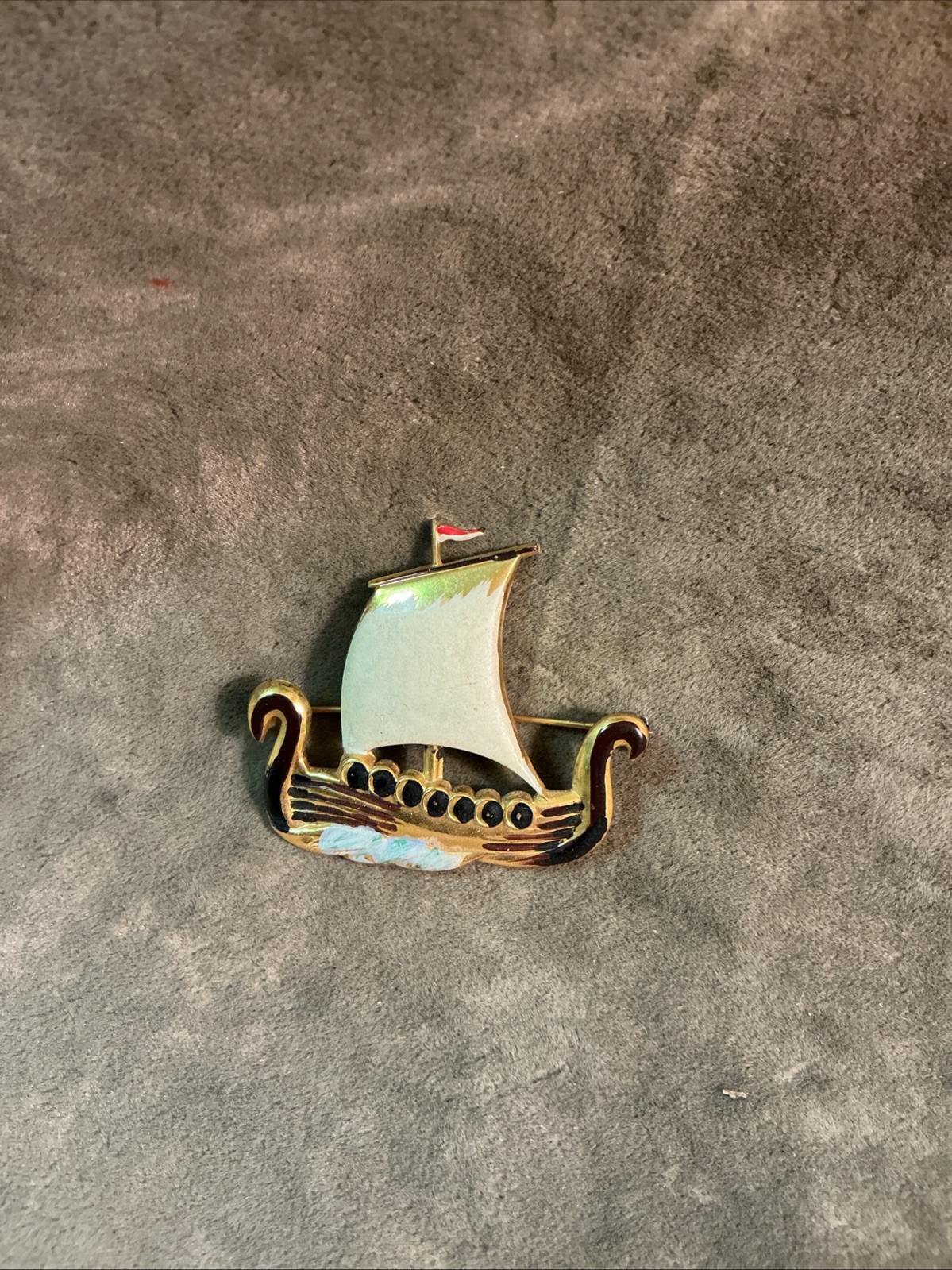 Vintage gold plate Coro sterling silver Viking ship pen/brooch with enamel