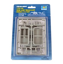Trumpeter TRU06644 1/350 USN LCAC Hovercraft ...