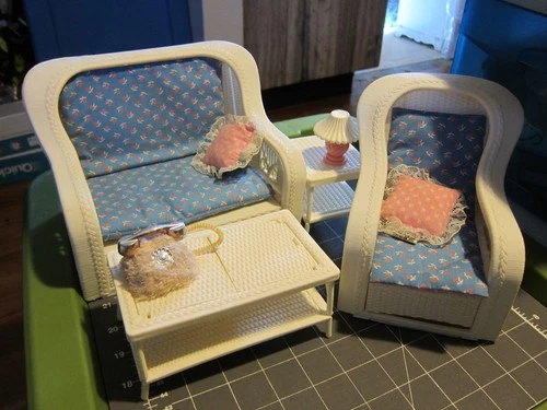 Vintage 1983 Mattel Barbie White Plastic Wicker Set - Dream House 4 Pc See Pics