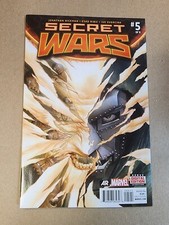 Secret Wars #5 (Marvel Comics, 2015) 1st Print Jonathan Hickman Deapool 3