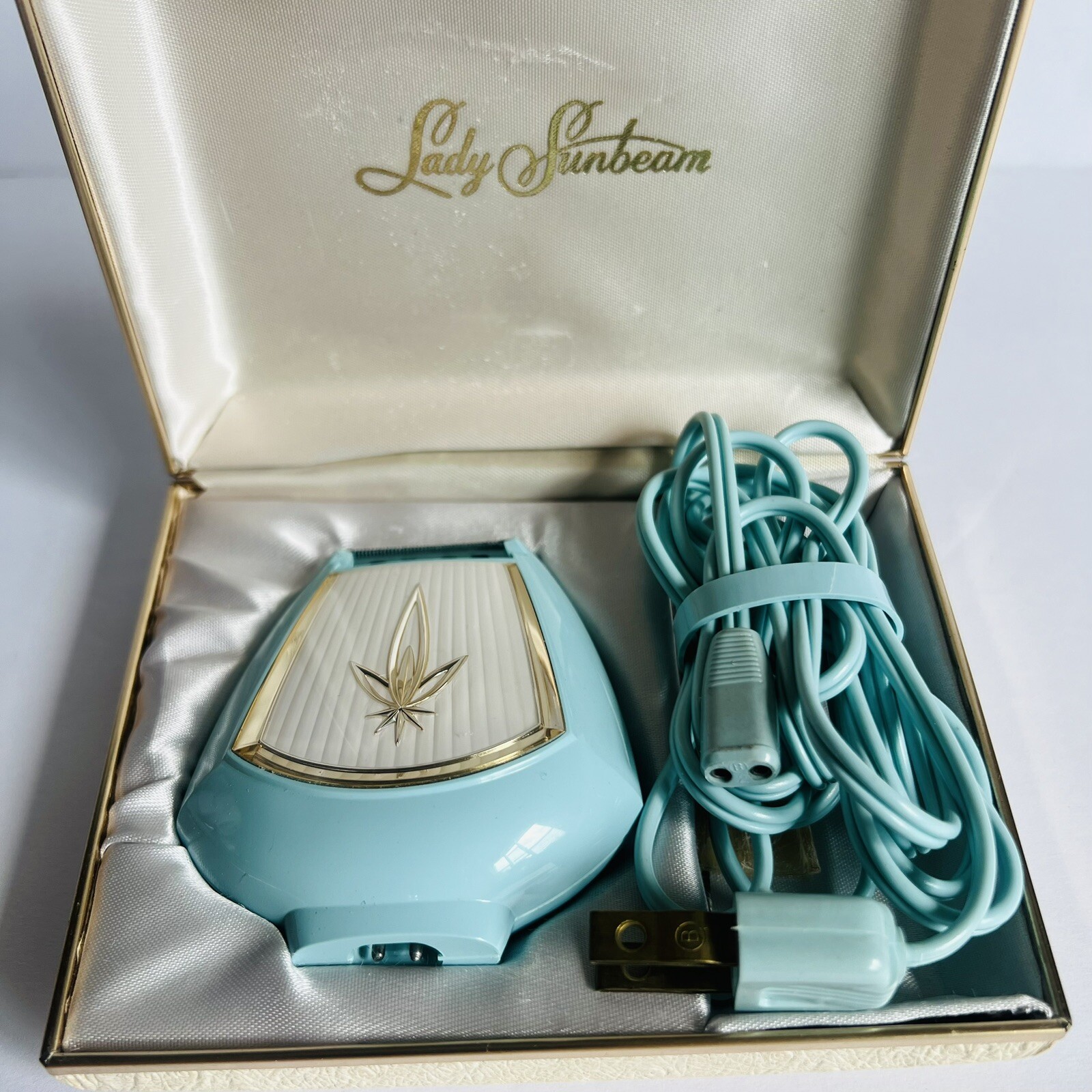 Vintage LADY SUNBEAM Electric Shaver in Turquoise with Hard Case - Fully Functional