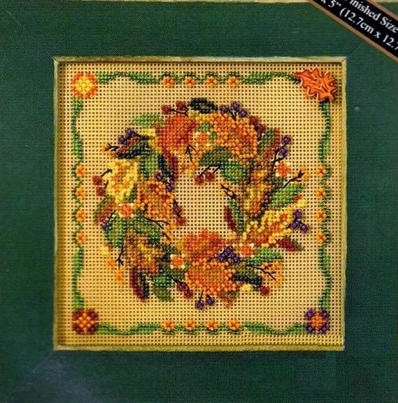 MILL HILL Buttons Beads Kit Counted Cross Stitch AUTUMN WREATH MH14-7205