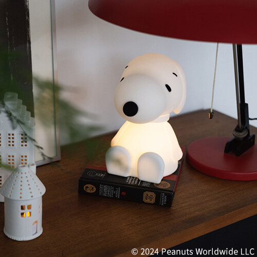 PEANUTS Snoopy FIRST LIGHT LED Tabletop Room Light Rechargeable