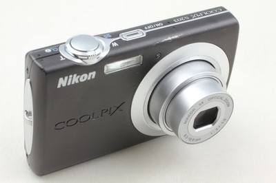 Exc+5 in Box]Nikon COOLPIX S203 10.0MP Zoom Compact Digital Camera