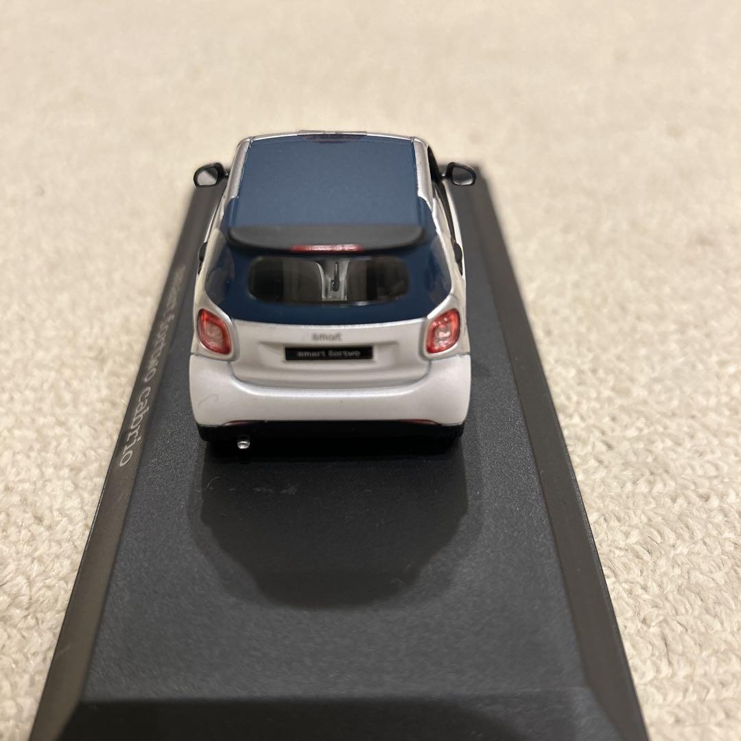 希少 smart fortwo cabrio ミニカー Rare Smart Fortwo Cabrio Miniature Car White Blue | eBay