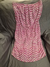 Lilly pulitzer windsor dress zebron pink and white pattern great shape size XS