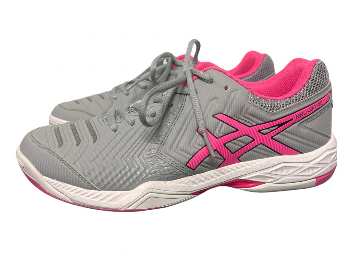 Asics Women's Gel- Game Netball/Tennis Size US Euro 41 UK