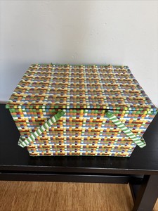 Vintage Collectible Rainbow Vinyl Woven MCM Picnic Basket 60s 70s 16x12x9.5”