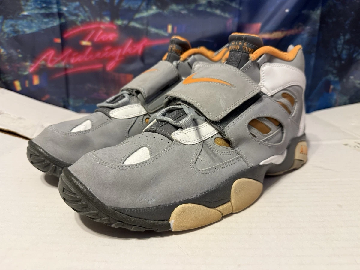 Nike Air Diamond Turf 2 Grey Vivid Orange for Sale  display picture 3