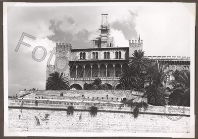 Foto Spanien Mallorca Palma Almudaina Palast Gerüst Restaurierung Schloss 1970er