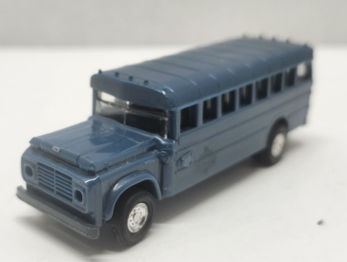 Vintage 1960s Lindberg Line Mini Lindy School Bus. Original - Picture 2 of 6