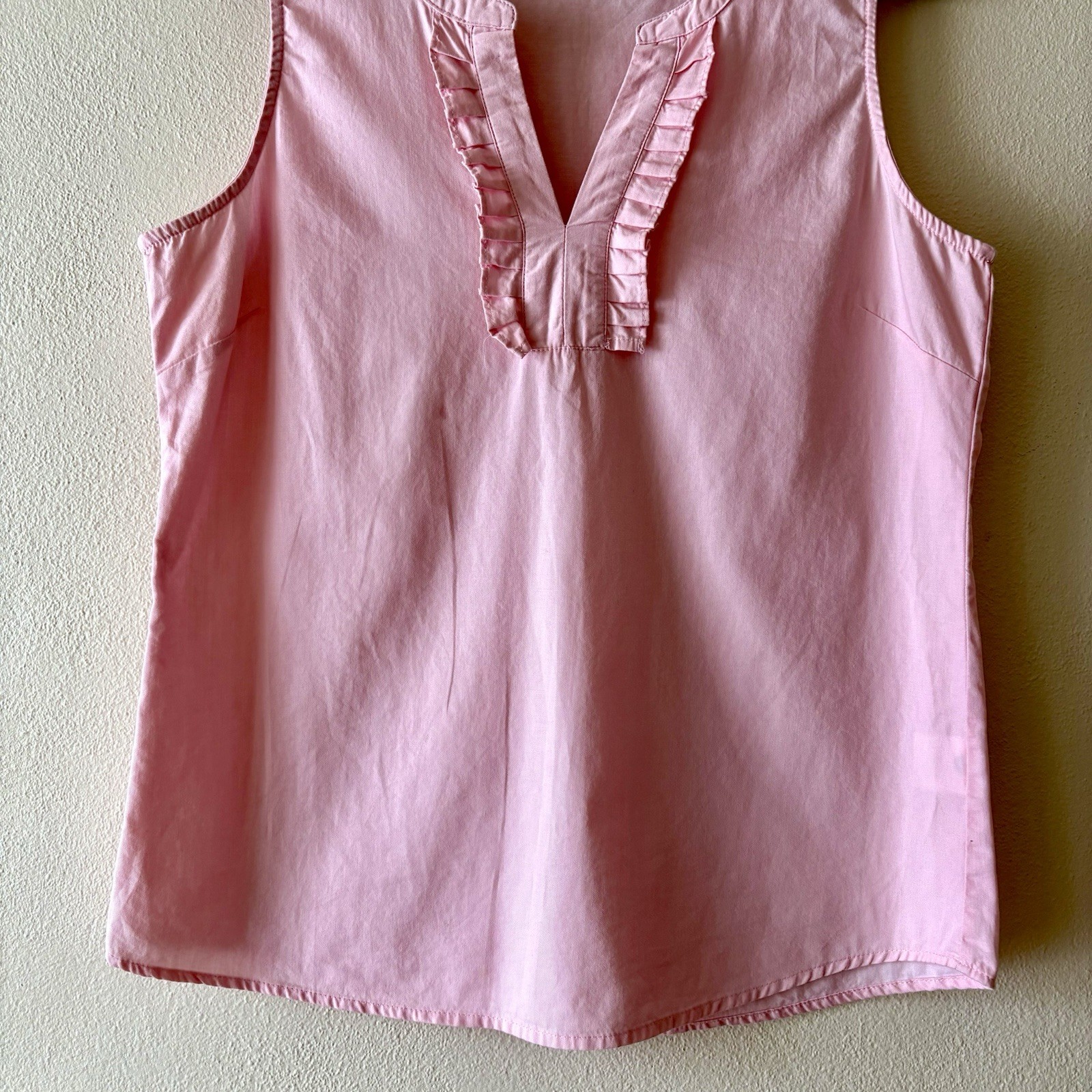 Basic Editions Sleeveless Top Split V-Neck Ruffle… - image 4