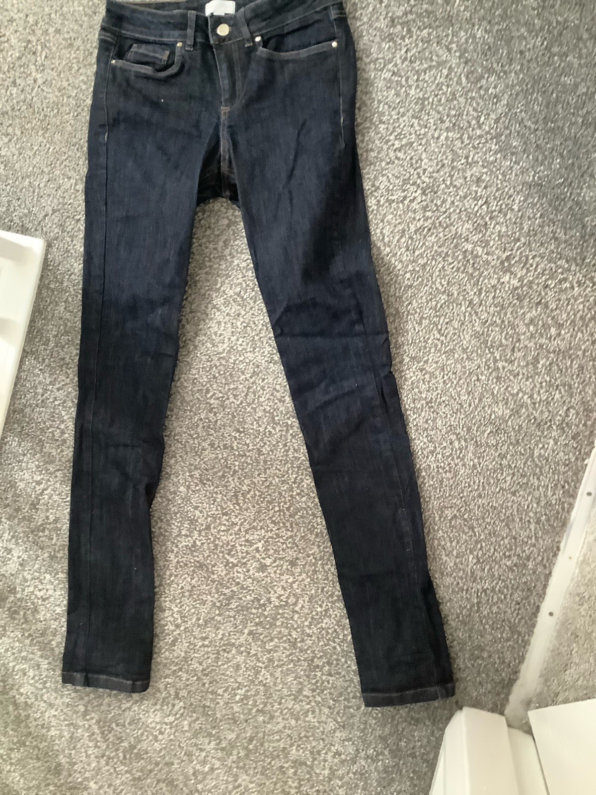 Picture 1 of 4