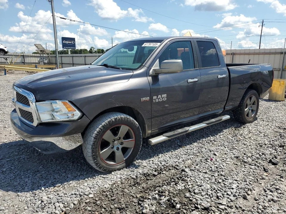 2016 RAM 1500 Fuel Filler Door 2586171 Foto 2 de 4
