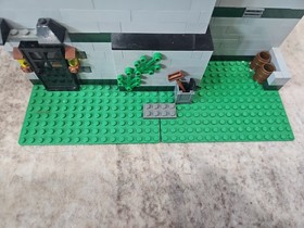 LEGO 10185 Creator Expert - Green Grocer Modular Buildings -  InComplete