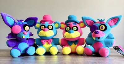 Funko Five Nights at Freddy's Blacklight Plush Set  2017 NWT