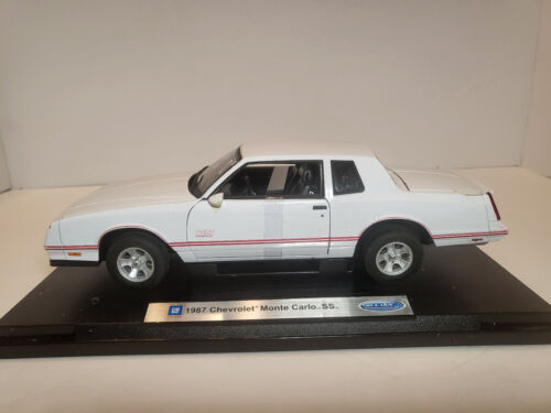 1987 MONTE CARLO SS. WHITE 1:18 Scale Die Cast. WELLY