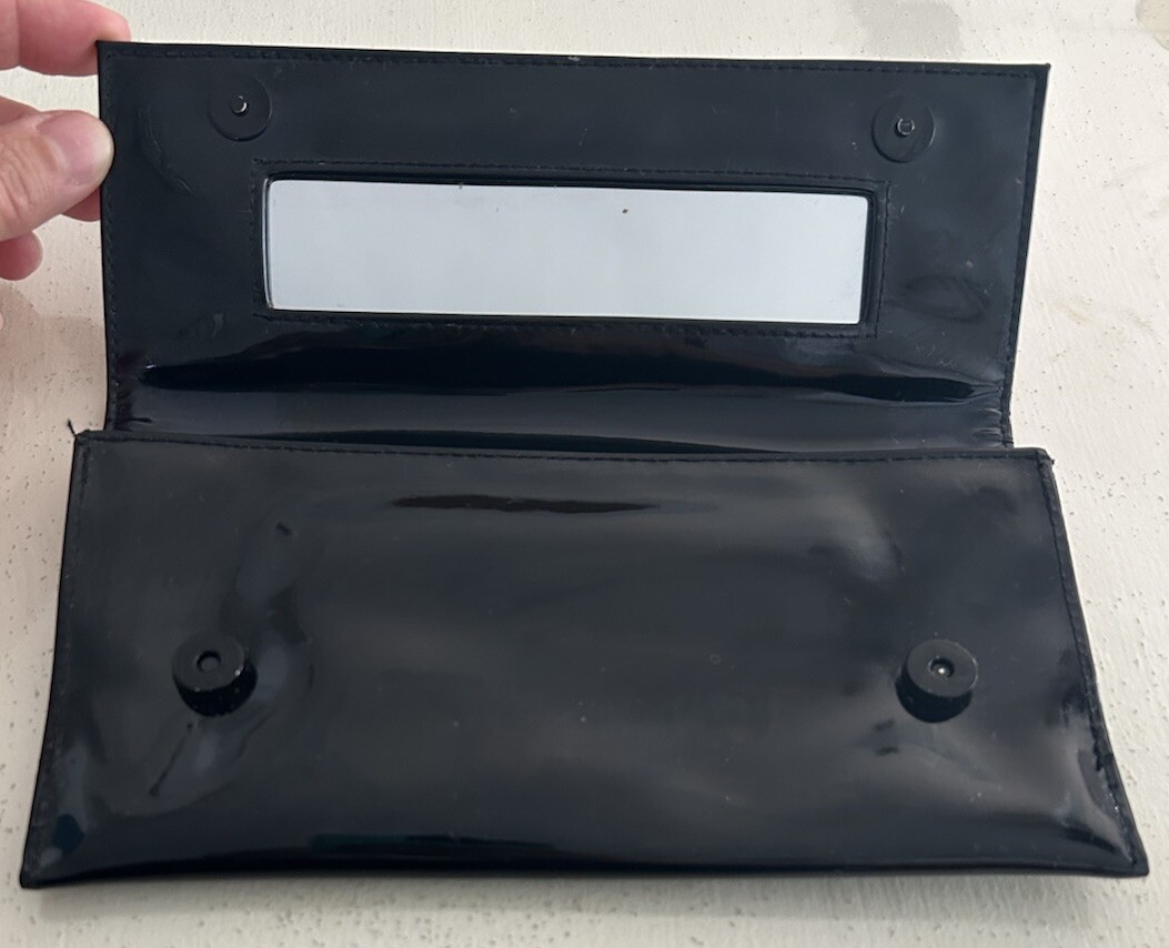 Borsa a tracolla Yves Saint Laurent YSL Parfum nera con specchio 8 5 x 4 5"