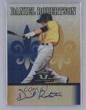 2012 Leaf Valiant Blue /25 Daniel Robertson #VA-DR1 Auto
