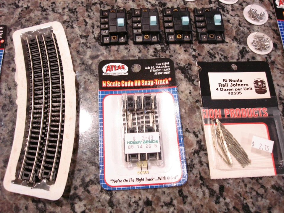 Atlas N Scale Code 80 Train Snap-Track Set Switch Super Flex 29.5" Sections - Image 4 of 4