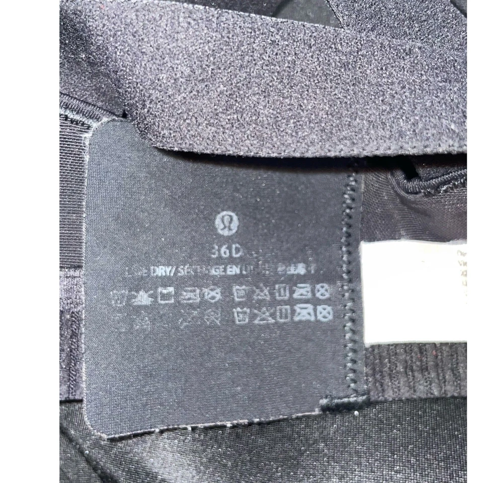 Lululemon Black Crisscross Back Sports Bra      Size: 36D - Image 3 of 3