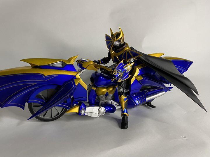 Knight Rider2点まとめ売り S.H.Figuarts Figure Kamen Rider Knight Survive & Darkraider set