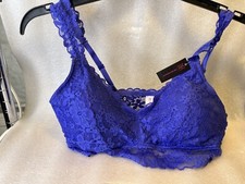 Brand No Boundaries Juniors Lace Convertible Bralette. Size Large. New
